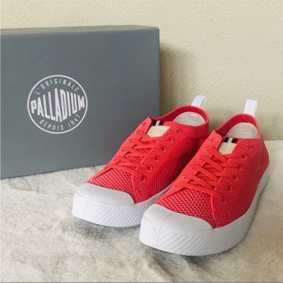 Palladium Shoes - NWT Palladium coral fashion sneaker
